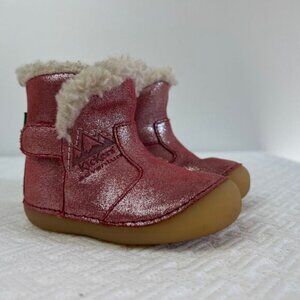 Kickers Baby Size 18mo months  Little Red Glitter Booties Boots Faux Fur Trim 18